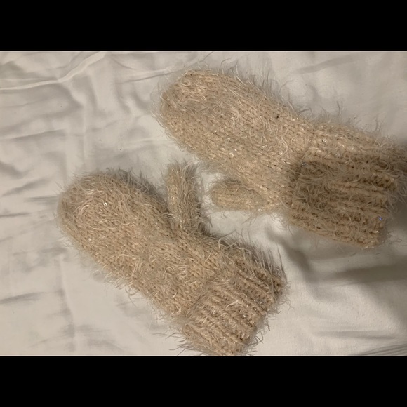 Garage Pink Gloves - Picture 4 of 5